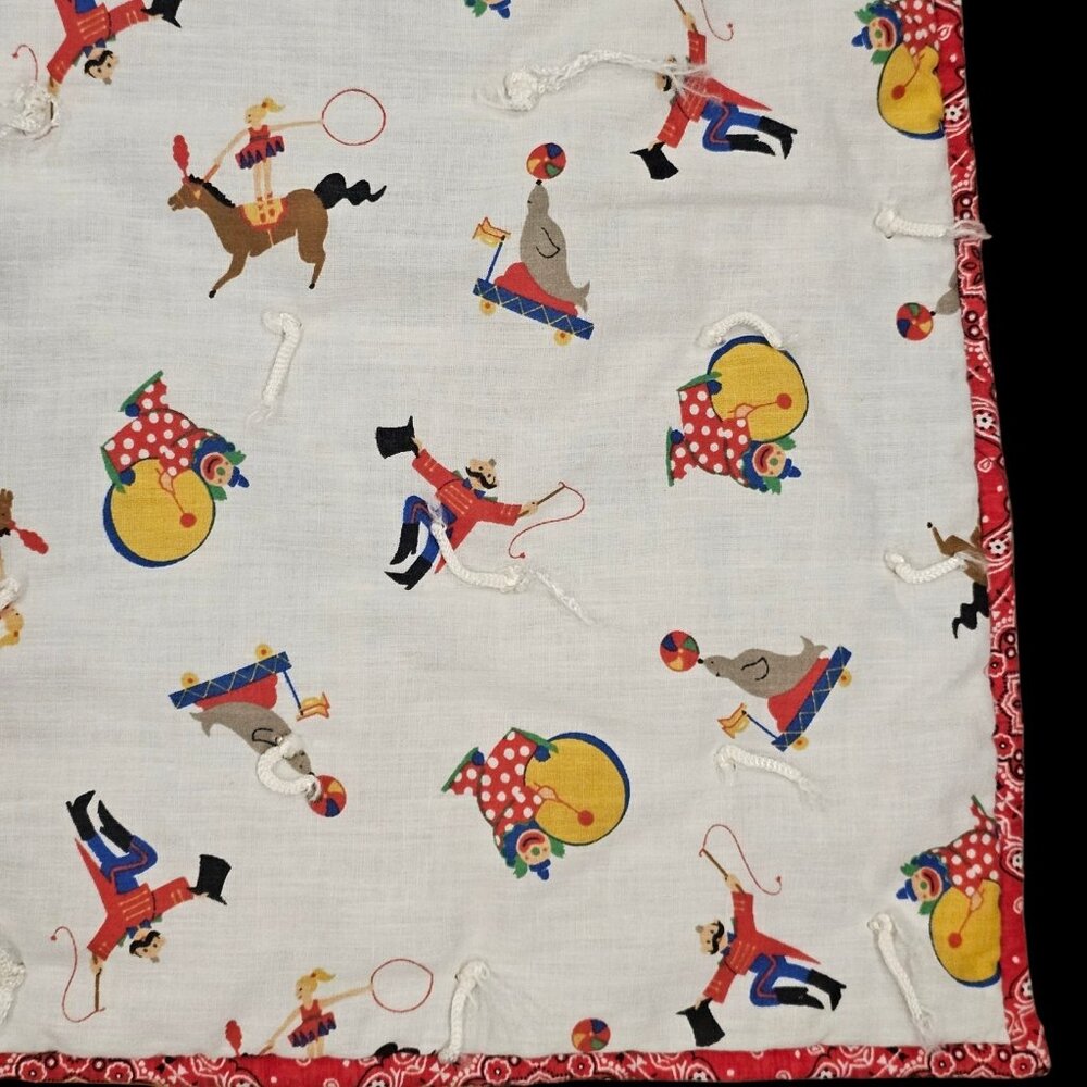 VTG Circus Print Baby Quilt Blanket Tummy Time Clown Unisex White Blue 32x44